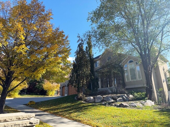 Photo - 1724 Ellerbeck Ln