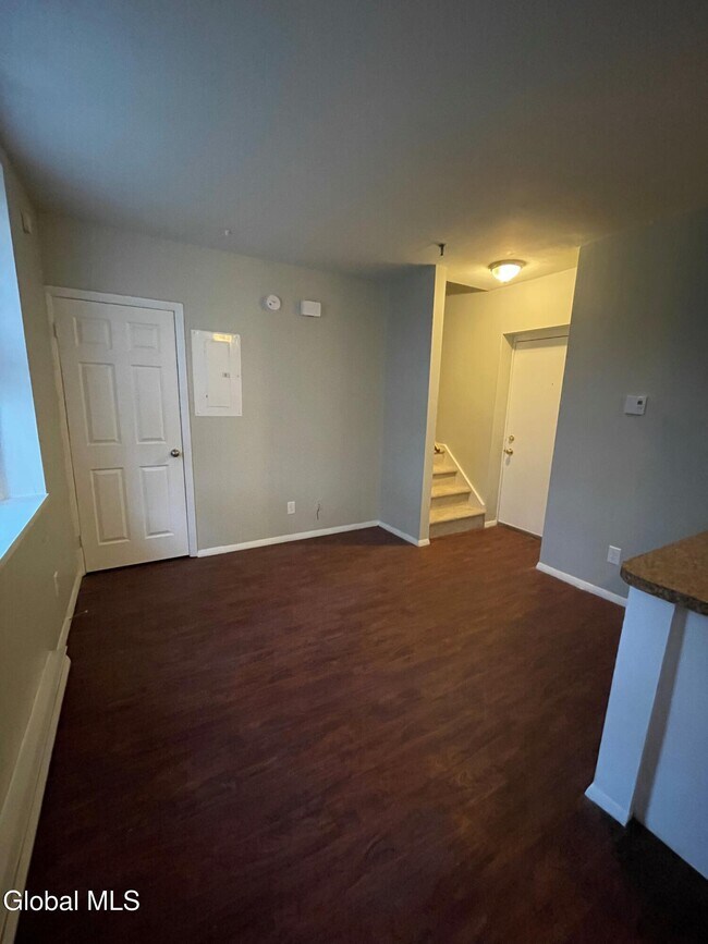 Photo - 161 Regent St Unit 11