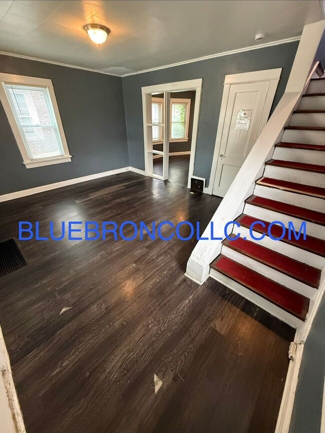 Photo - Newly renovated Cute 2 bedroom 1 bathroom home.