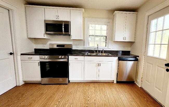 Photo - 221 Wilshire Rd NE Unit 221 B Wilshire Road