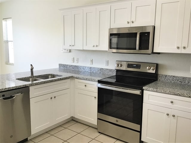 Photo - 2030 S 87th St