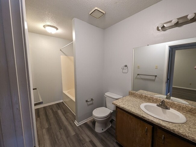 Photo - 1 Bedroom/1 Bathroom Apartment in Batesville Unit 11
