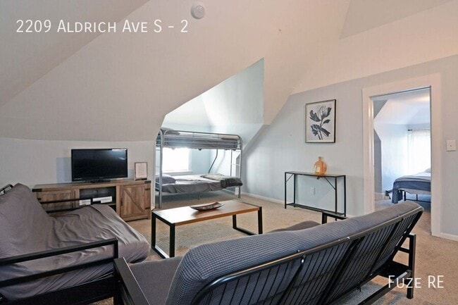 Building Photo - 2209 Aldrich Ave S Unit 2