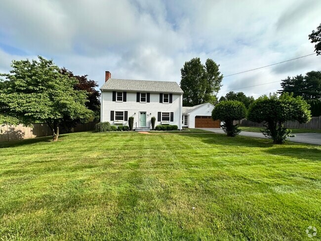 Building Photo - 85 Neipsic Rd Rental