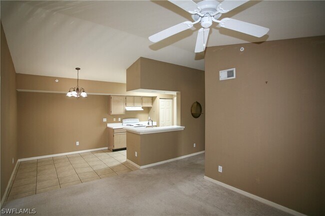 Photo - 4710 St Croix Ln Unidad 234