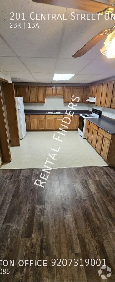 Building Photo - 201 Central St Unit A Rental