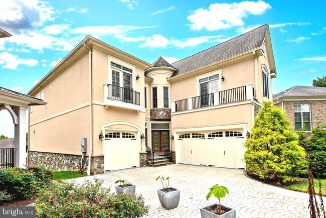 Building Photo - 8319 Quarry Manor Terrace