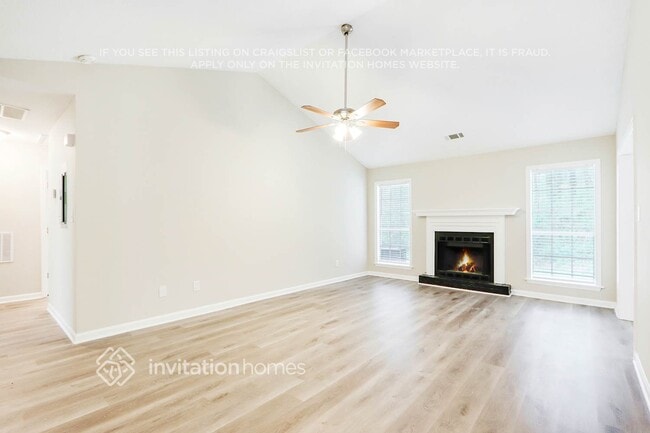 Photo - 4469 White City Rd