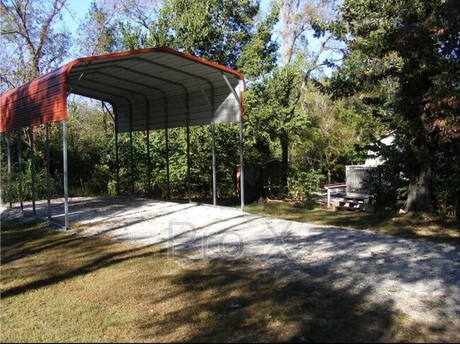 Photo - 4400 Hilltop Dr