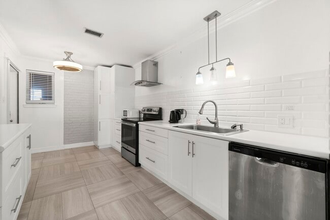 Photo - 2824 Briarhurst Dr Unidad 14