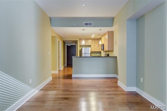 Photo - 314 N Broadway
