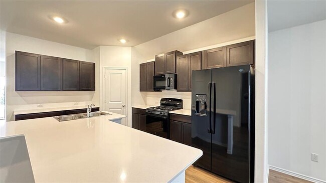 Photo - 606 Arnage Dr