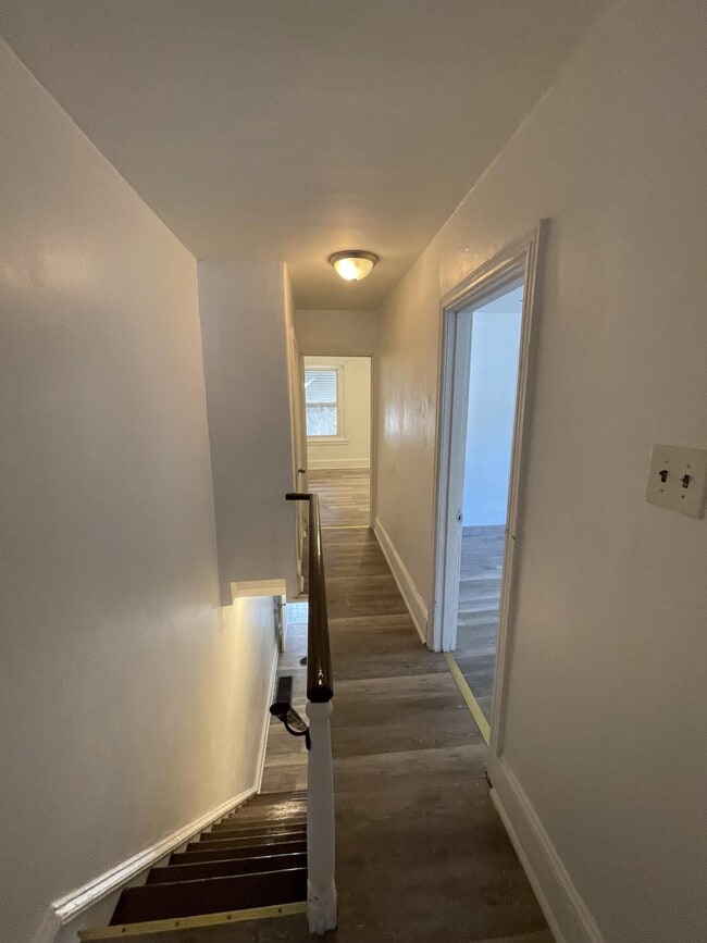 Photo - 412 N Holly St