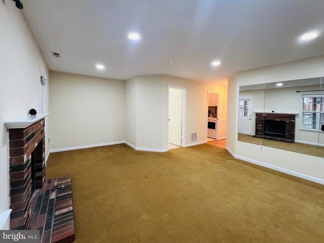 Photo - 6107 Asher Ct