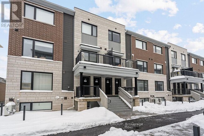 Photo - 301 Glenroy Gilbert Dr