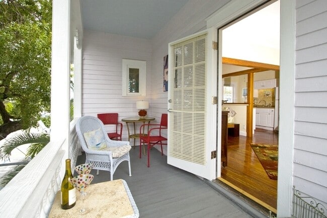 Photo - Furnished Studio Apartment in Old Town