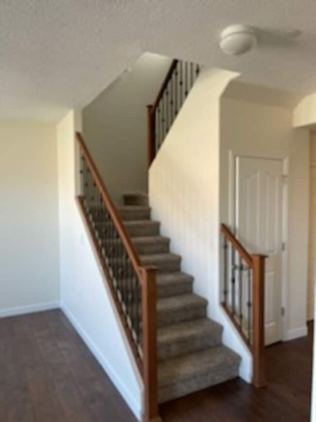 Photo - 3 bedroom 2.5 bathroom Townhome