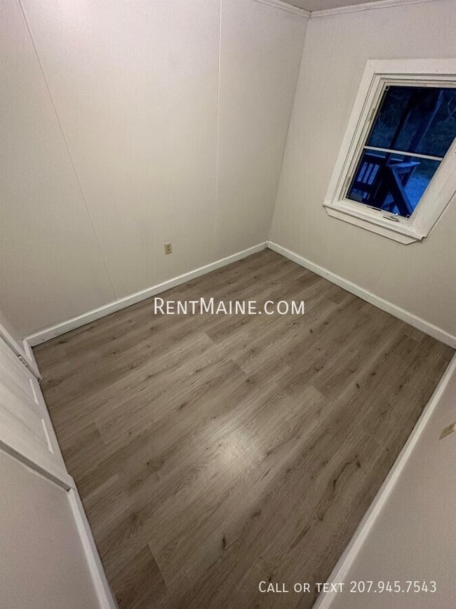 171 Riverside Dr Unit 4