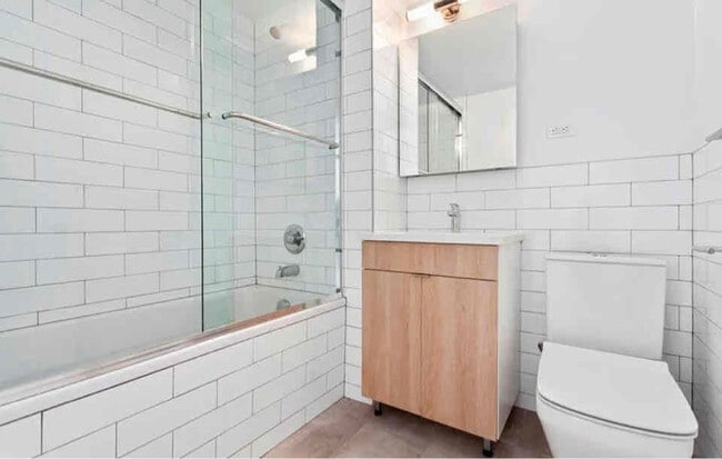 Photo - 98-20 62nd Dr