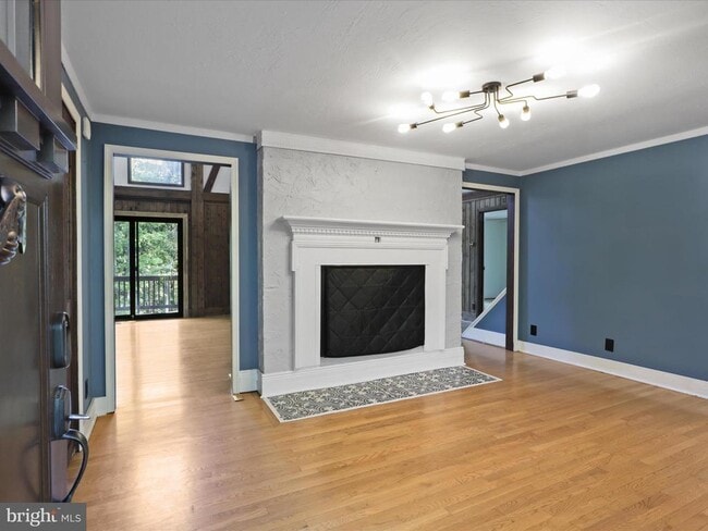 Photo - 11713 Henderson Rd