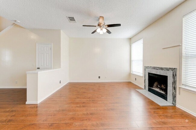 Photo - 16913 Langland Rd