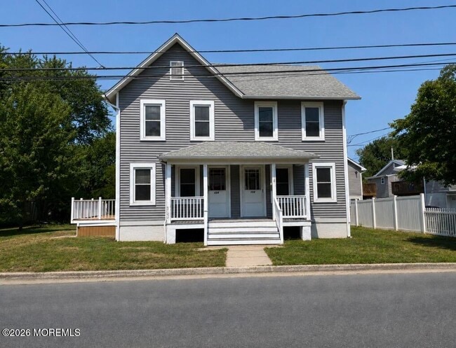 Building Photo - 124 Wilson Ave