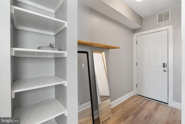 Photo - 1932 15th St NW Unit 3