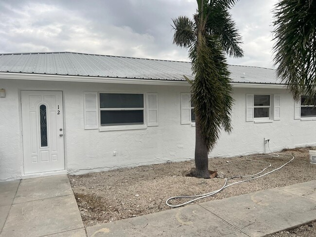 Photo - Carmen Ave - Fourplex