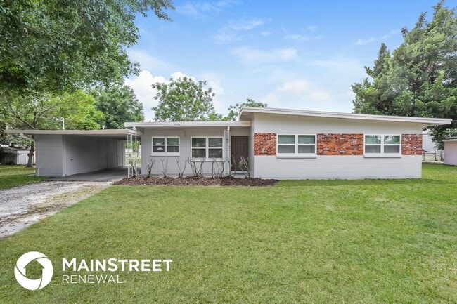 Building Photo - 5730 Oleander Dr