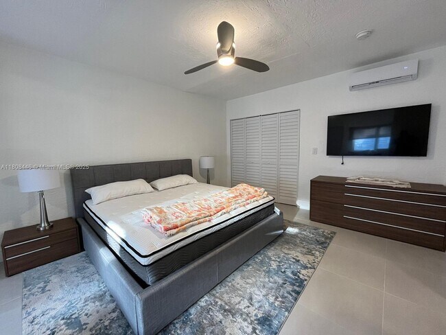 Photo - 8989 Byron Ave Unit 6