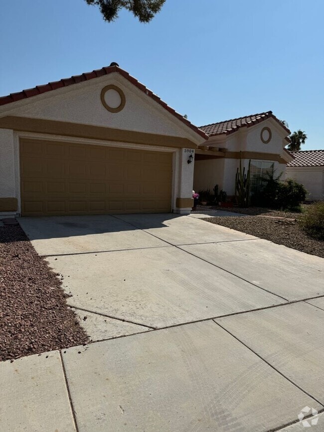 Building Photo - 5904 Alimar Dr Rental