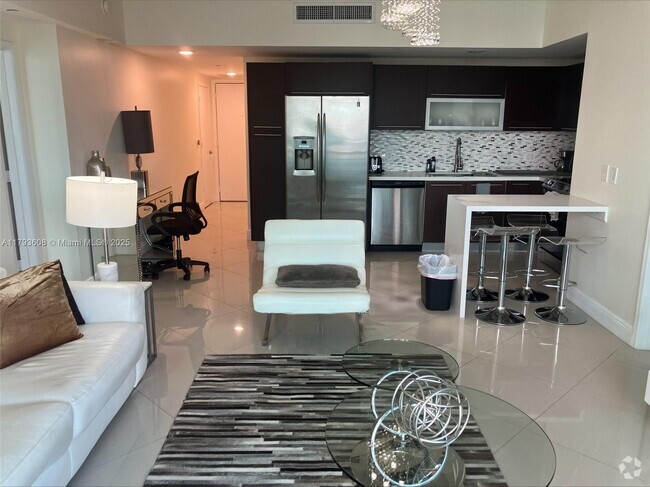 Building Photo - 950 Brickell Bay Dr Unit 2607 Rental