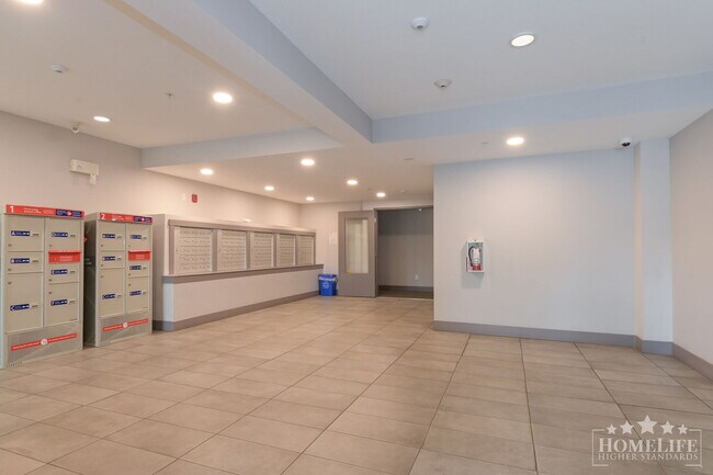 Photo - Spacious 2 Bed 2 Bath + Den Ground Level Condo for Rent in Langley! Unit 104