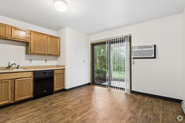 2BR, 1BA - 960SF - Kitchen