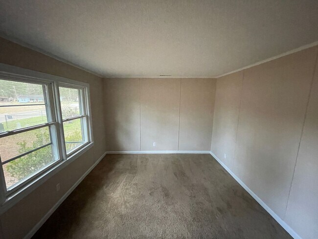 Photo - 4 Bedroom Brick House - Vouchers Accepted