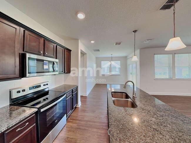 Photo - 158 Opal Way