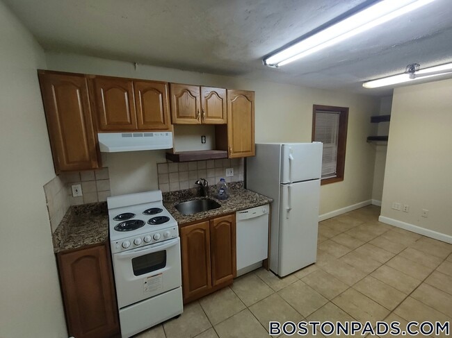 Photo - 1110 Commonwealth Ave Unit B1