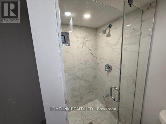 Photo - 1286 Apollo St