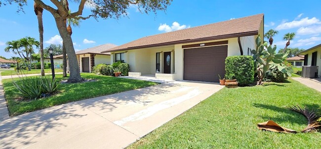 Building Photo - 3298 Shadow Wood Dr Rental