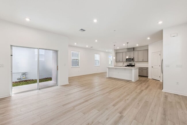 Photo - Brand New Construction 4b/3ba Home in Debary