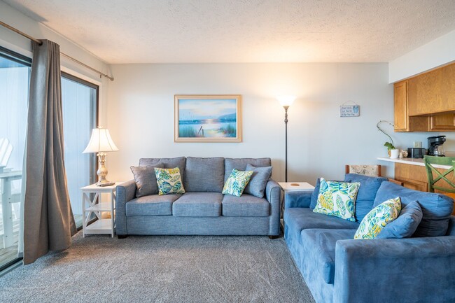 Photo - COZY AND QUAINT FURNISHED OFF-SEASON WINTER GETAWAY Unit Sea Colony 22B