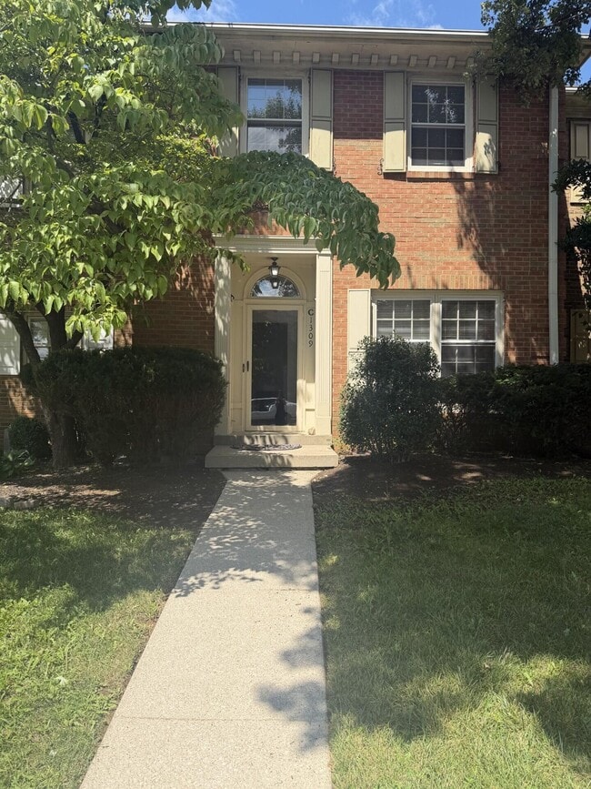 Photo - 1309 Gray Hawk Rd