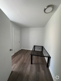 Building Photo - 1220 S Roxboro St Rental