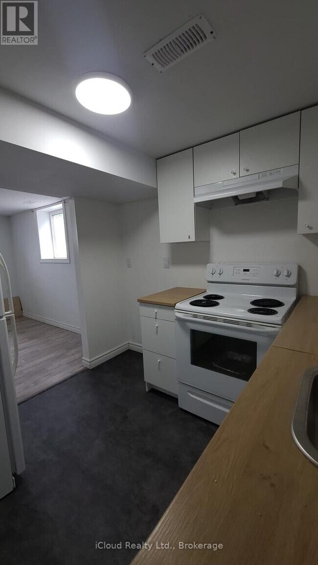 Photo - 24 Chilton Dr