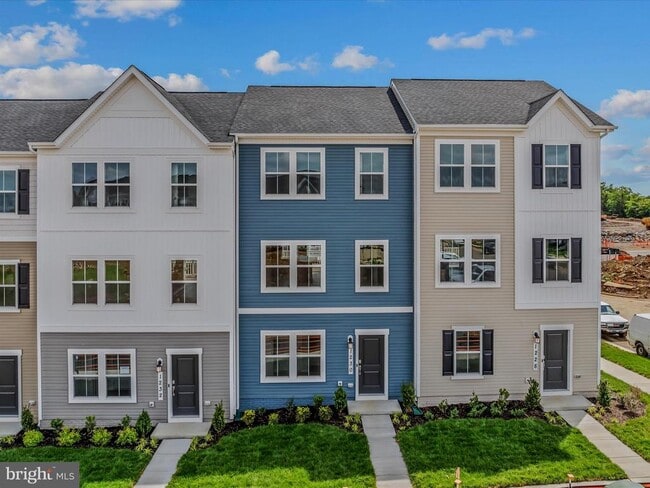 Photo - 1230 Cedar Vly Rd Townhome
