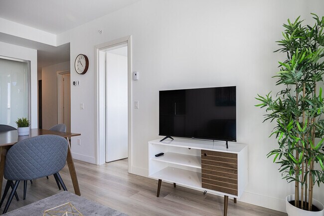 Photo - 1000 Av. des Canadiens-de-Montréal Unit ID1261826P