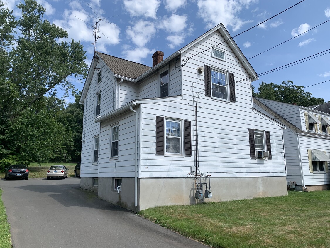 2nd floor apartment - 12 Durant Ter (Middletown, CT)