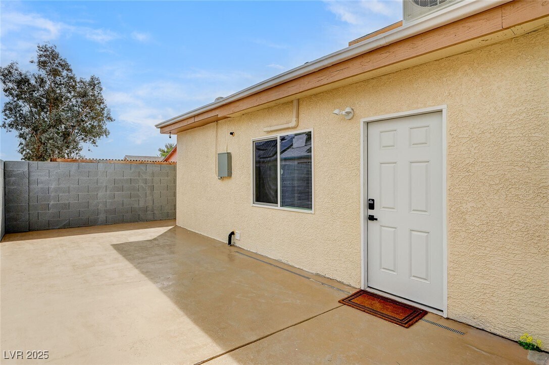 Photo - 7182 Acorn Ct Casa