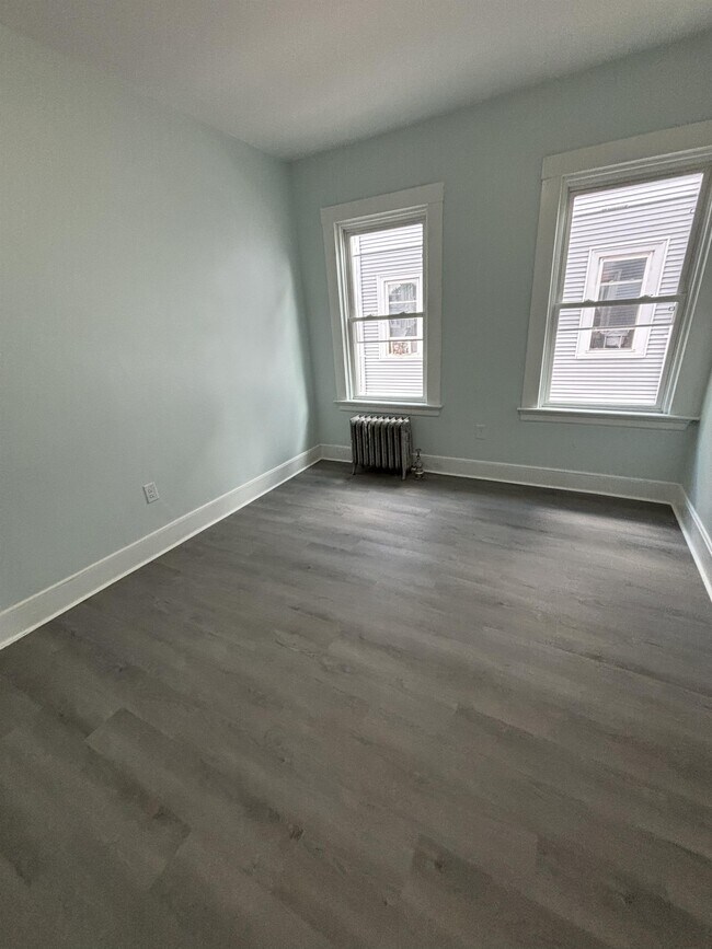 Photo - 73 Glenham St Unit 3