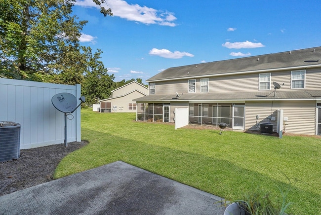 Photo - 2504 Stadium Dr